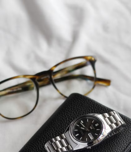 Accesorios - lunettes, montre et portefeuille
