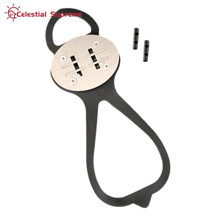 Accesorio saca chispas instalado en zapato deportivo